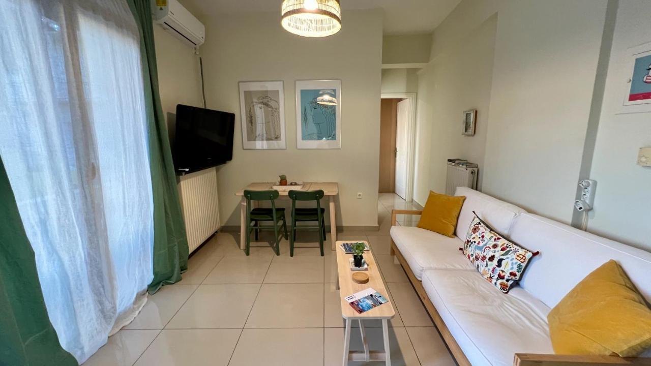 Apartamento 100 Meters From The Sea Xylokastro Exterior foto