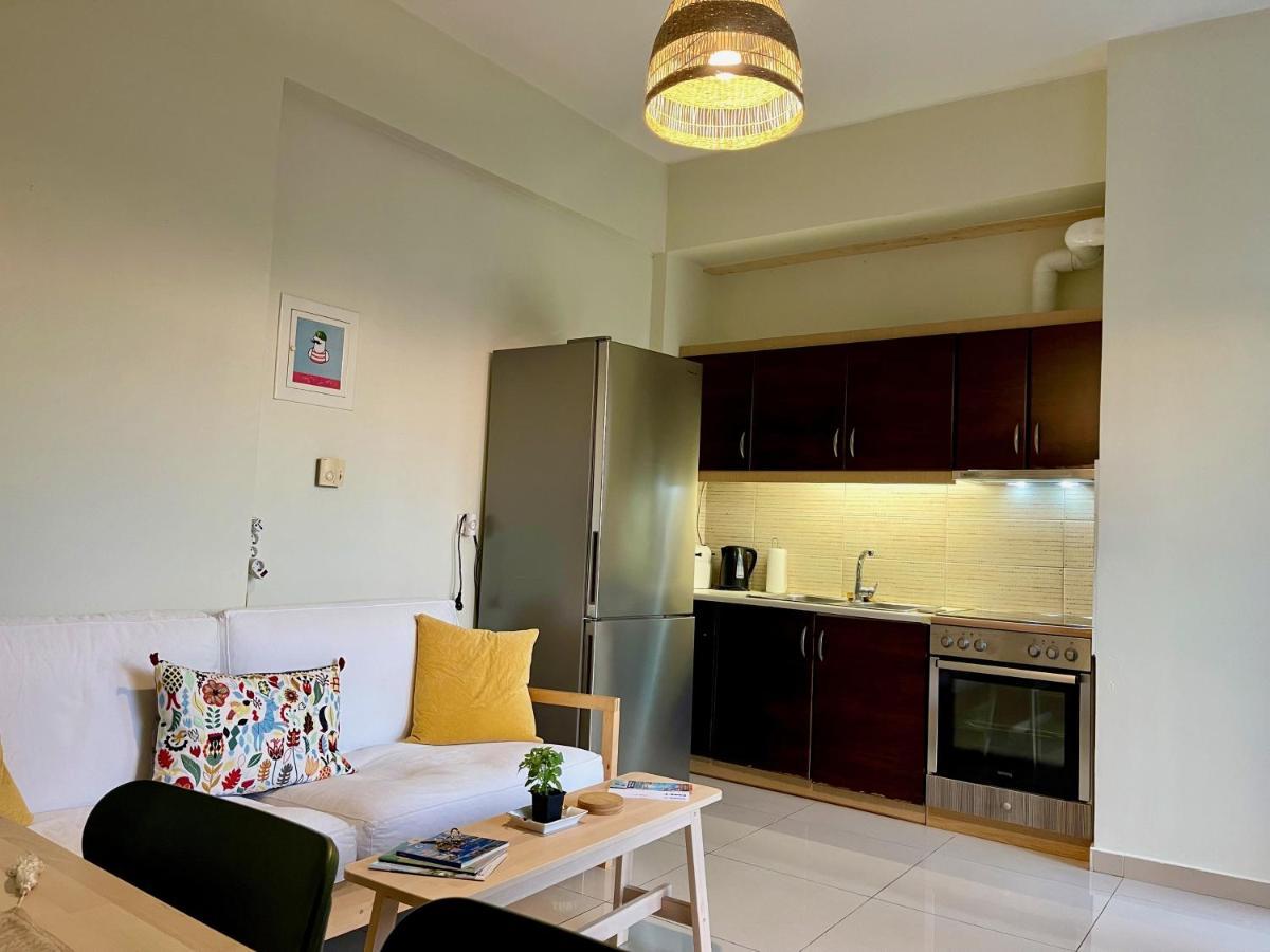 Apartamento 100 Meters From The Sea Xylokastro Exterior foto